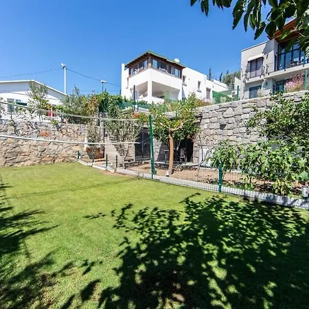 빌라 With Private Pool & Garden *